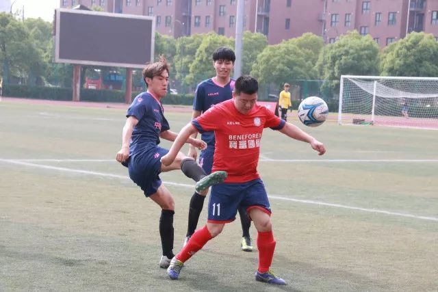 阿森纳冬季转会瞄准哈兰德，曼城的财务危机或成关键